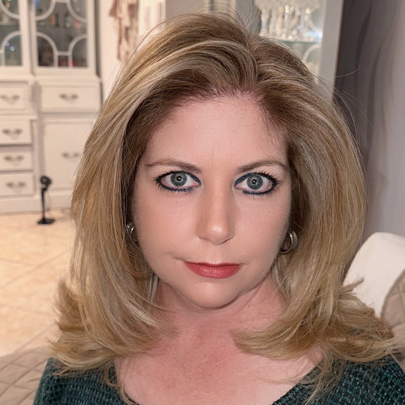 Leslie Sedille –Certified Montessori dementia care Practitioner